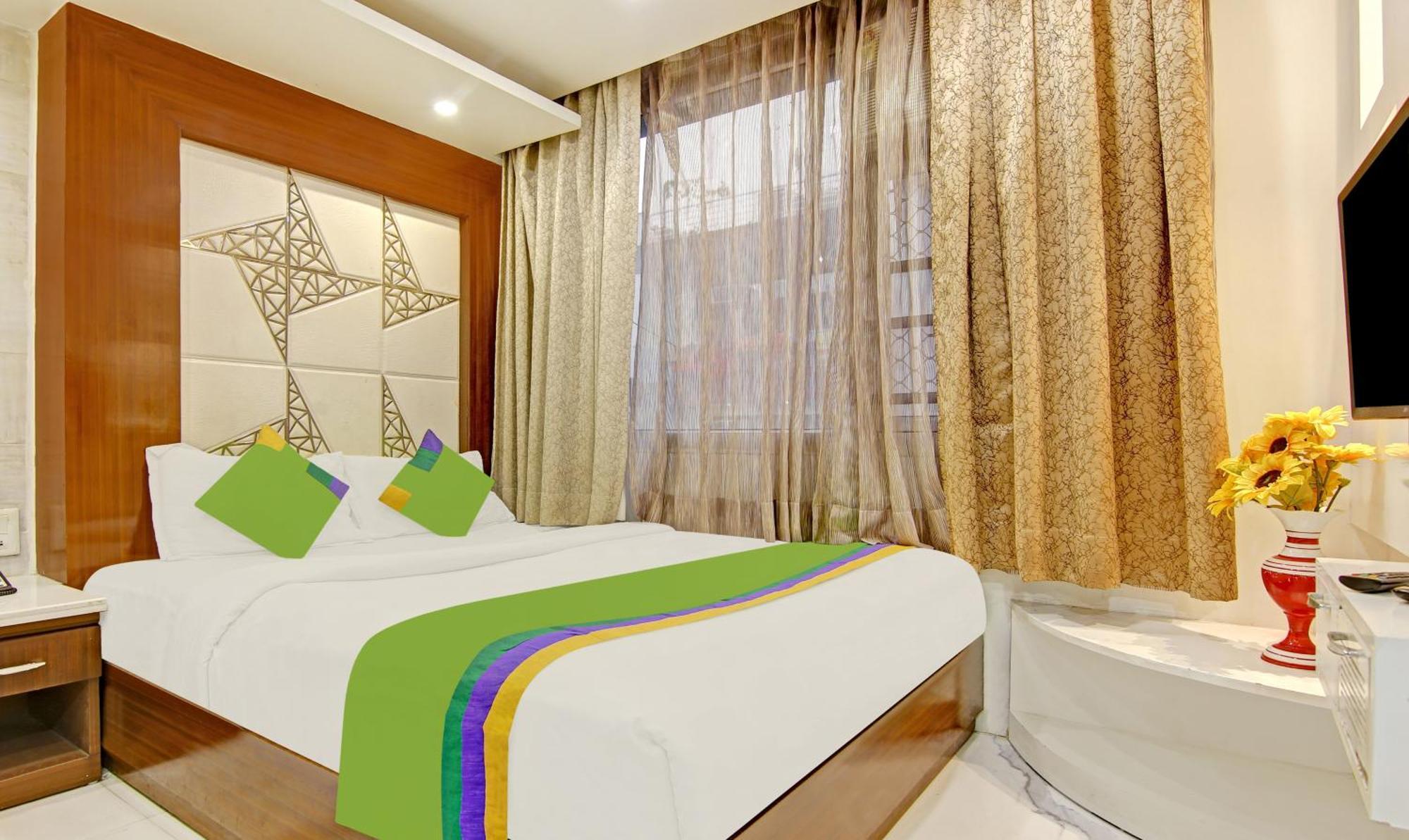 Jannat Residency, Sector 7 Near Yashobhoomi 3*
